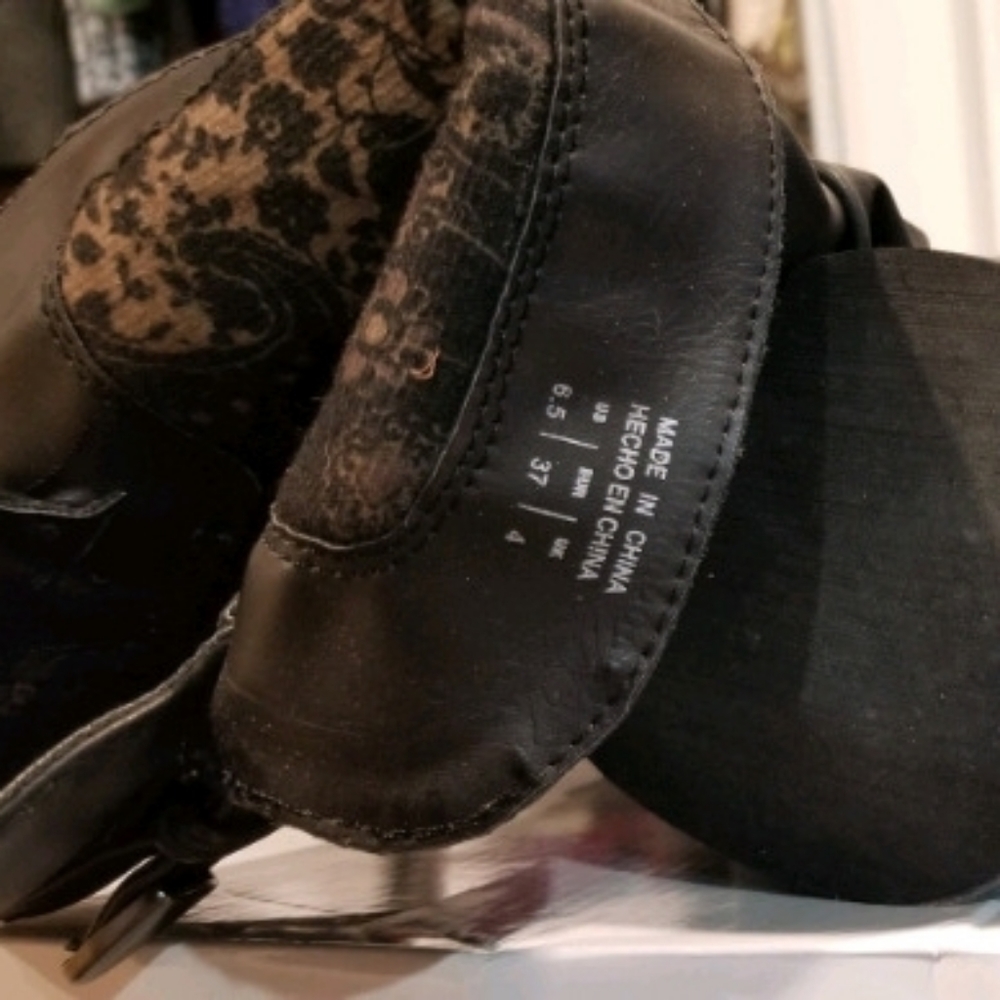 Black faux Leather boots - Picture 2 of 3
